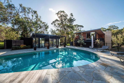 Atlas Retreat - Darwin Holiday 0