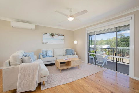 Aurora Grove - A Familly Retreat At Caves Beach - Darwin Holiday 0