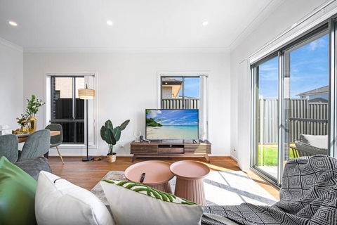 Austral Mordern House 10ppl - Darwin Holiday 0