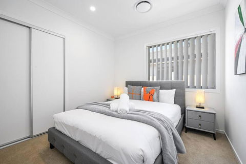 Austral Mordern House 10ppl - Darwin Holiday 4
