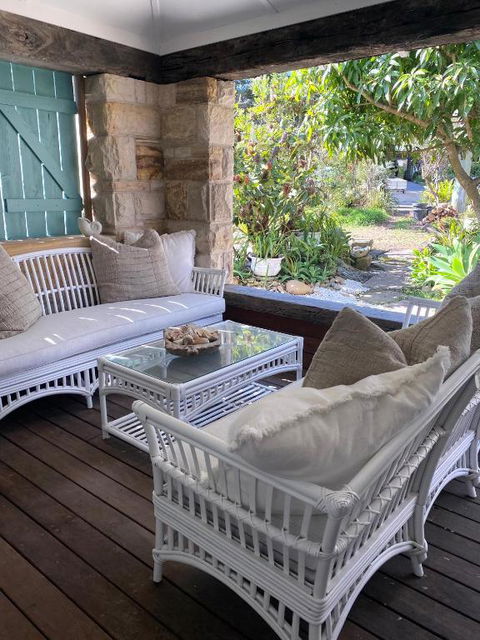 Avalon Beach Cottage- The Islander - Darwin Holiday 0