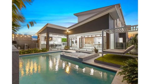 Avoca Beach Retreat - Darwin Holiday 2