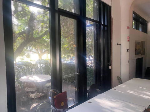 Award-winning, Luxury 3 Bedroom Designer Loft, Factory Conversion - Darwin Holiday 2