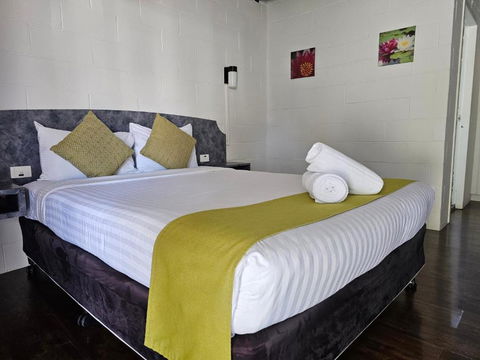 Azalea Motel - Darwin Holiday 2