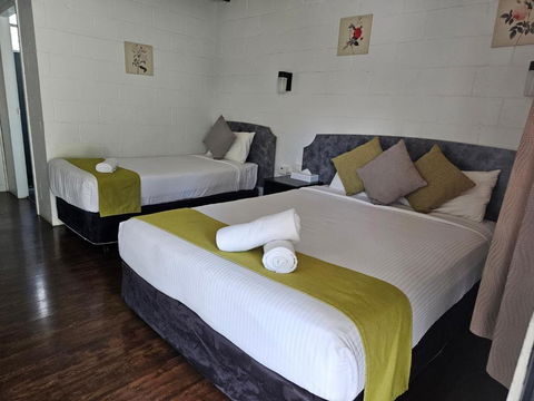 Azalea Motel - Darwin Holiday 3