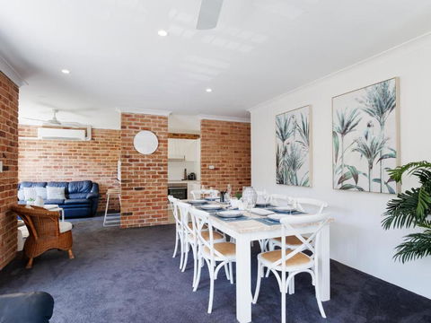 Bay Parklands, 68 2 Gowrie Ave - Fully Ducted Aircon, Wifi, Pool, Tennis Court, Communal Spa - Darwin Holiday 2