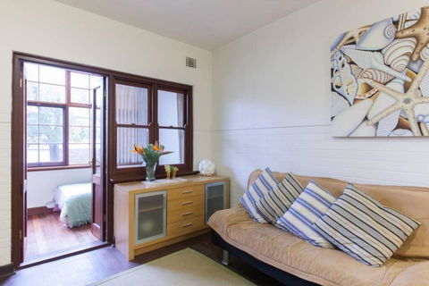 B3 Crawley Apartment 1 BRM & Sleepout Near UWA - Darwin Holiday 3