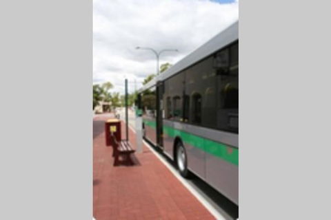 B8 Crawley Apartment 1 BRM & Sleepout Near UWA - Darwin Holiday 1