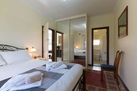 B9 Crawley Apartment 1 BRM & Sleepout Near UWA - Darwin Holiday 0