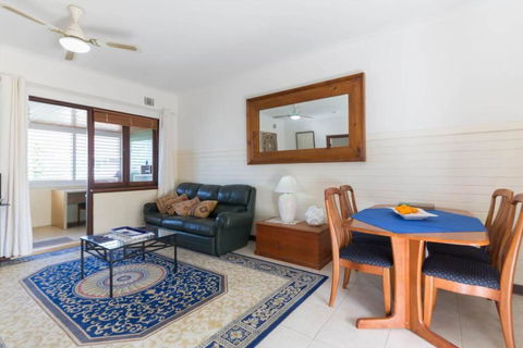B9 Crawley Apartment 1 BRM & Sleepout Near UWA - Darwin Holiday 2