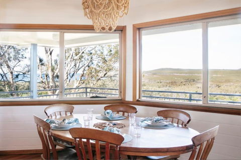 Baan Sabai Two Bed - Oceanstays - Darwin Holiday 0