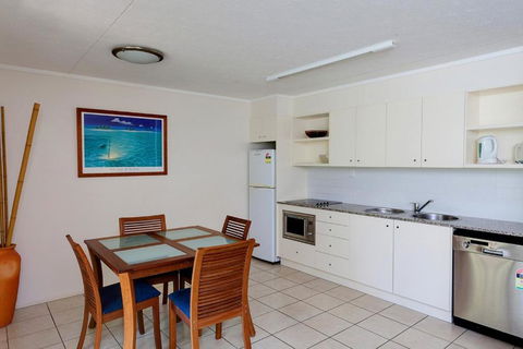 Baden 74 Rainbow Shores - Darwin Holiday 2
