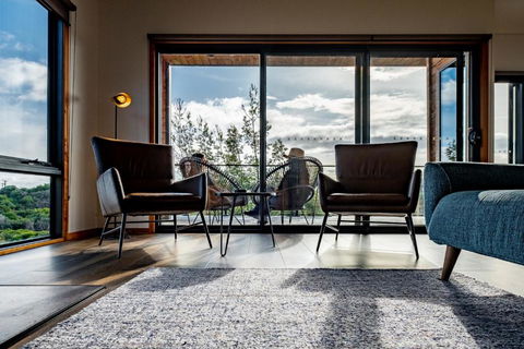 Baden House - Freycinet Holiday Houses - Darwin Holiday 4