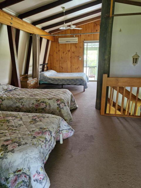 Baffle Creek Fishing Cabin - Darwin Holiday 1