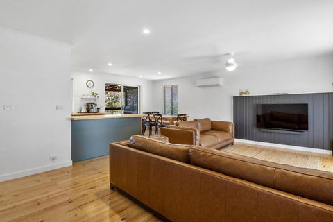 Baileys Normanville - 3 Hastings Street - Darwin Holiday 1