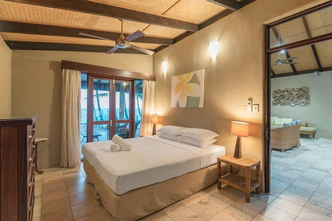 BALA Beach House On ABSOLUTE Beachfront - Darwin Holiday 4