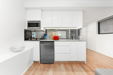 Balmain Modern Apartments - Darwin Holiday 2