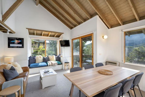 Banjo 1 Bedroom With Loft Bunk Room And Amazing Views - Darwin Holiday 0