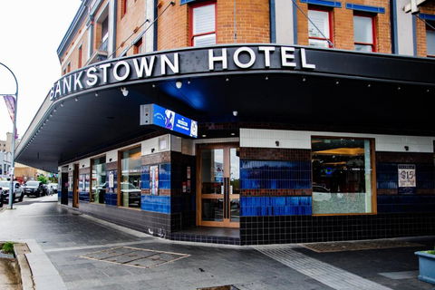 Bankstown Hotel - Darwin Holiday 2