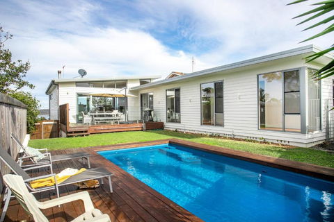 Bannisters Beach House - Darwin Holiday 1
