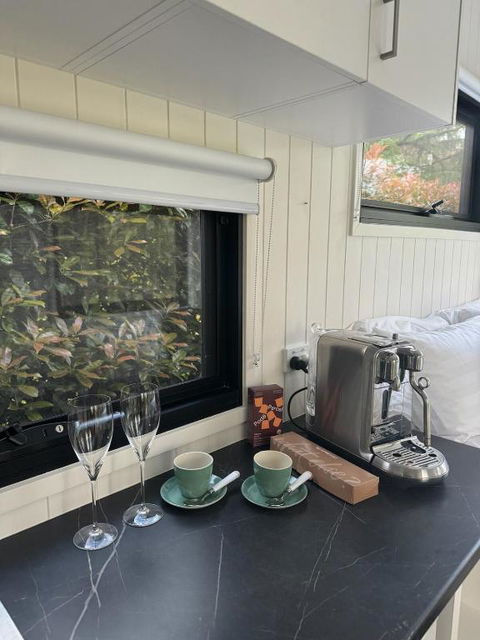 Bantry Tiny Home - Darwin Holiday 1