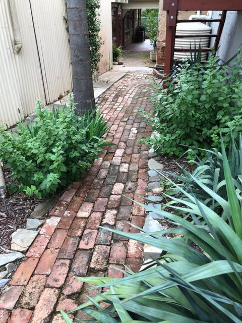 Barossa Barn Bed And Breakfast - Darwin Holiday 4