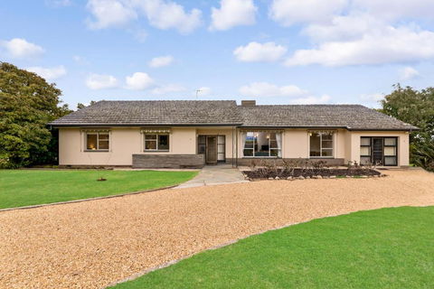 Barossa Idyll - Darwin Holiday 0