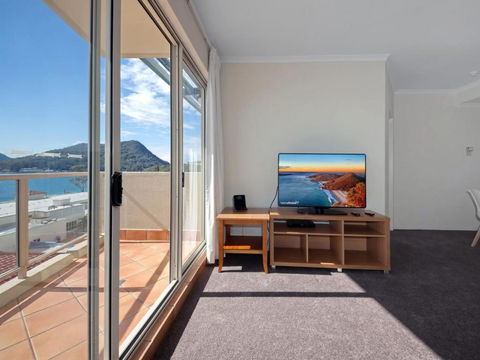 Barrington, 707/35-45 Shoal Bay Road - Darwin Holiday 1