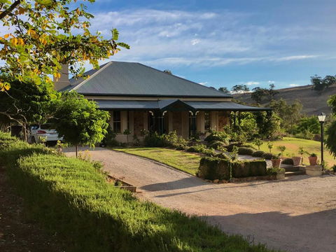 Battunga Cottages - Darwin Holiday 0
