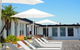 Barrys Beach Road Hotel - thumb 0