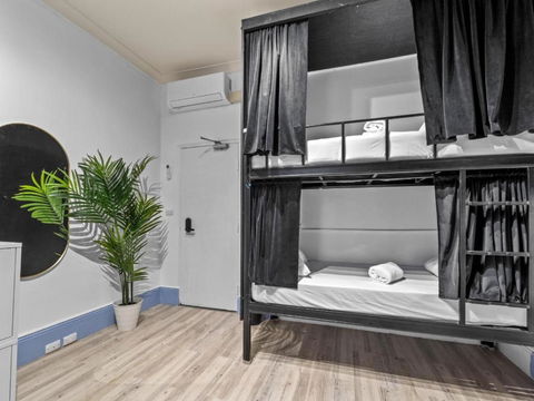 AZZURRO POD HOTEL Darling Harbour- Near ICC - Darwin Holiday 3