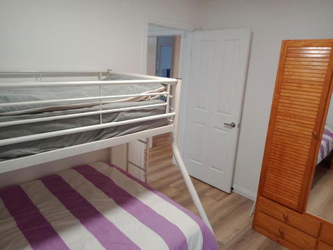 Batemans Bay 2-bedroom Gem Newly Renovated - Darwin Holiday 3