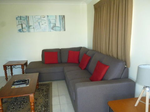 Le Lavandou Holiday Apartments - Darwin Holiday 26
