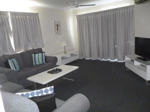 Le Lavandou Holiday Apartments - Darwin Holiday 20