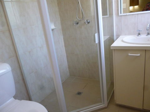 Le Lavandou Holiday Apartments - Darwin Holiday 16