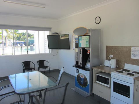 NRMA Bowen Beachfront Holiday Park - Darwin Holiday 25