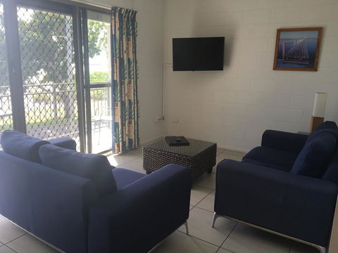Whitsunday Waterfront Apartments - Darwin Holiday 22