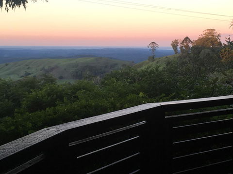 Maleny Terrace Cottages - Darwin Holiday 16