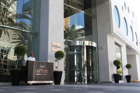 Hilton Surfers Paradise Hotel & Residences - Darwin Holiday 36