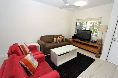 Beachside Apartment 5 - Darwin Holiday 4