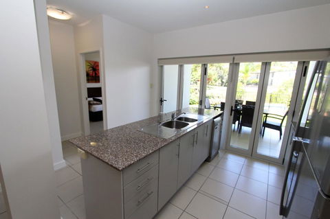 Beachside Apartment 5 - Darwin Holiday 3