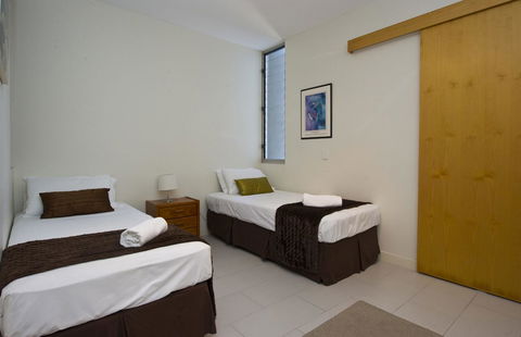 1 Bright Point Apartment 5404 - Darwin Holiday 1
