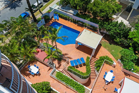 The Ritz Resort Heated Pool - Darwin Holiday 24