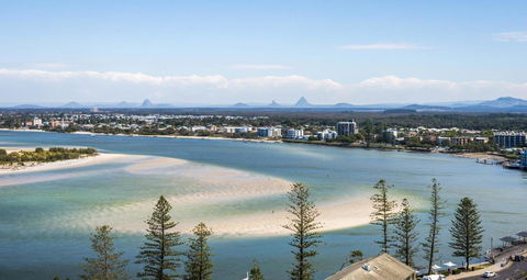 Centrepoint Apartments Caloundra - Darwin Holiday 5