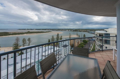Centrepoint Apartments Caloundra - Darwin Holiday 17