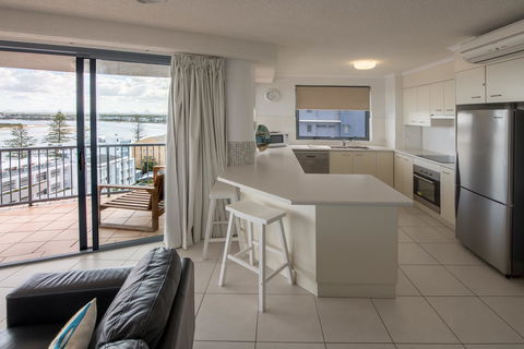 Centrepoint Apartments Caloundra - Darwin Holiday 8