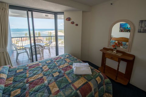 Centrepoint Apartments Caloundra - Darwin Holiday 36