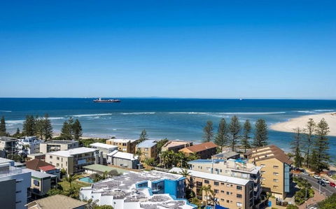 Centrepoint Apartments Caloundra - Darwin Holiday 7