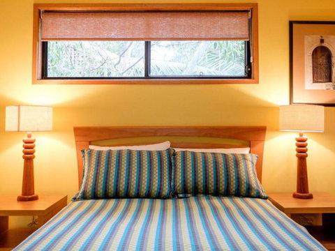 Five Bimba (Tractor House) - Darwin Holiday 13