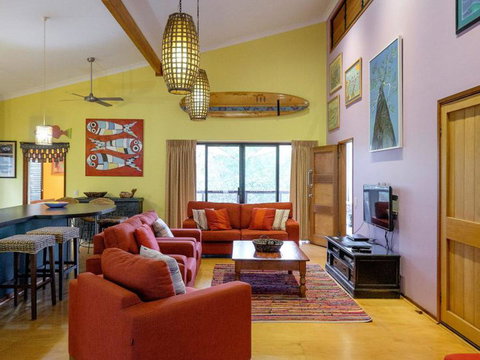 Five Bimba (Tractor House) - Darwin Holiday 2